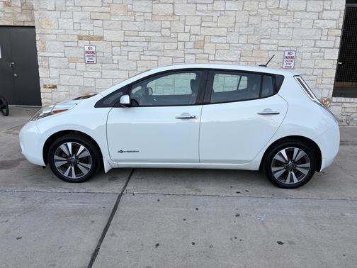 2017 Nissan Leaf SL