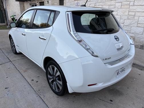 2017 Nissan Leaf SL