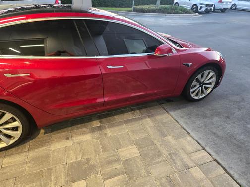 2018 Tesla Model 3 Long Range