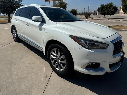 White 2017 INFINITI QX60 Base