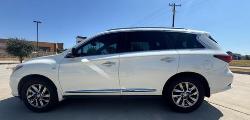 White 2017 INFINITI QX60 Base