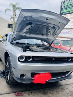 2015 Dodge Challenger SXT Plus