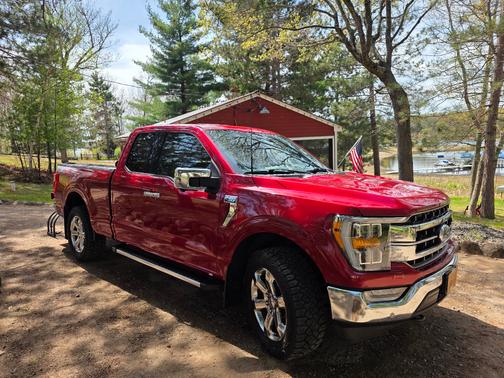 Red 2022 Ford F-150 Lariat