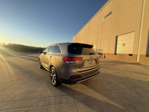 2016 Kia Sorento EX