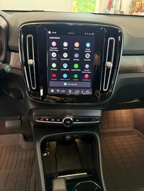 Silver 2023 Volvo XC40 Recharge Pure Electric Ultimate