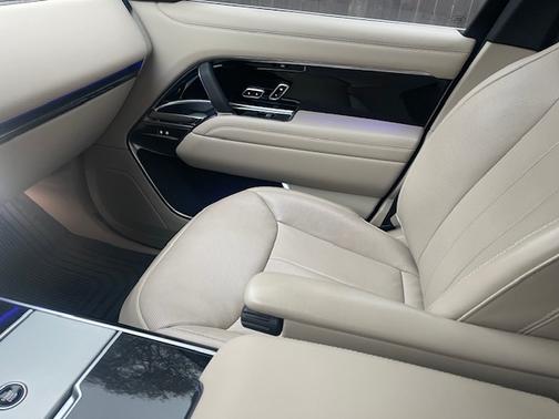 2024 Land Rover Range Rover P530 SE SWB