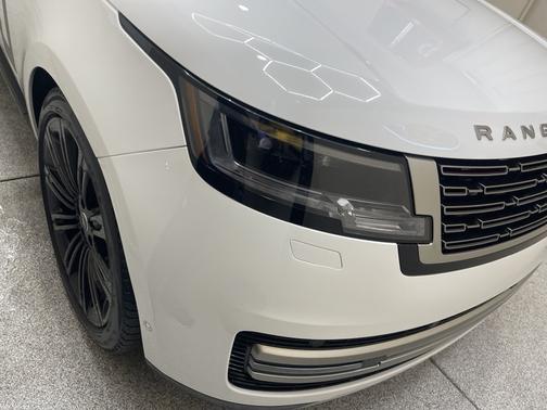 2024 Land Rover Range Rover P530 SE SWB