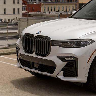 White 2021 BMW X7 xDrive40i