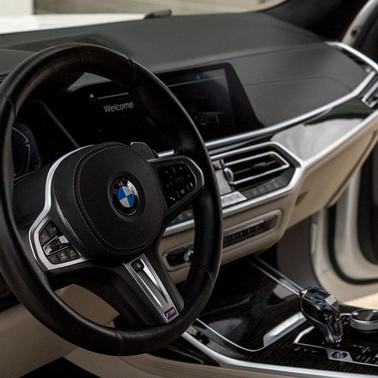 White 2021 BMW X7 xDrive40i