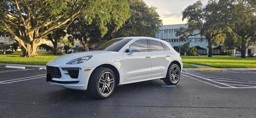 White 2021 Porsche Macan Macan Turbo