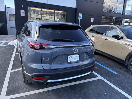 2023 Mazda CX-9 Carbon Edition