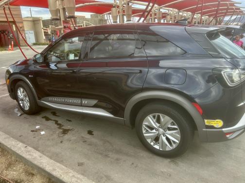 2021 Hyundai NEXO Blue