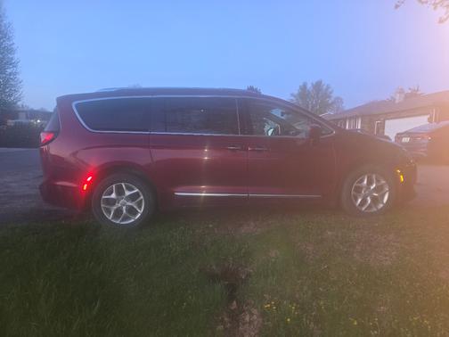 Red 2018 Chrysler Pacifica Touring-L Plus