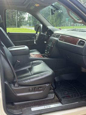 White 2014 Chevrolet Tahoe LTZ