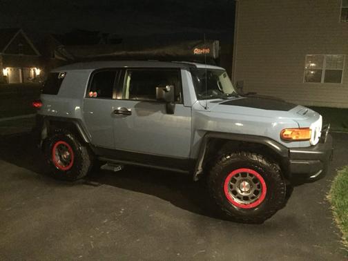 2014 Toyota FJ Cruiser Base