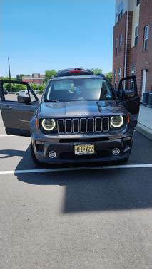 Gray 2019 Jeep Renegade Latitude