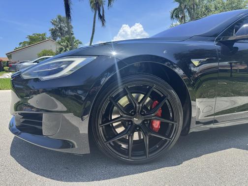 2018 Tesla Model S 75D