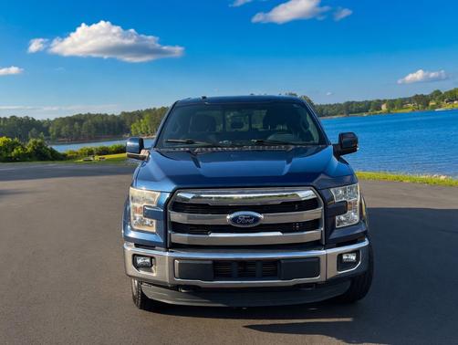 Blue 2016 Ford F-150 Lariat