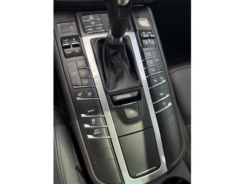 2019 Porsche Macan Macan S