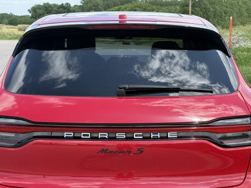 2019 Porsche Macan Macan S
