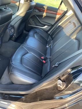Photo 4 of 7 of 2011 Cadillac CTS Luxury