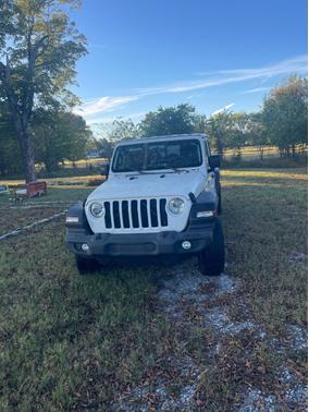 White 2020 Jeep Gladiator Sport S