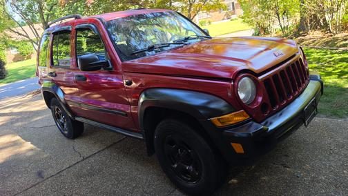 Red 2007 Jeep Liberty Sport