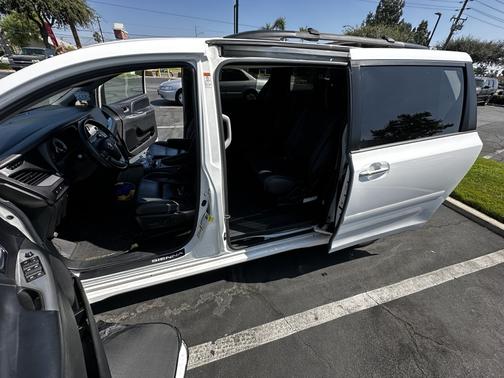 2015 Toyota Sienna SE Premium