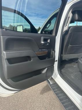 White 2017 GMC Sierra 3500 Denali