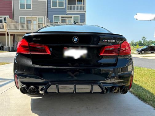 Black 2018 BMW M550 i xDrive