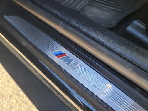 2017 BMW 330 i xDrive