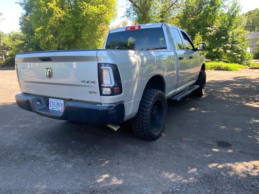 2018 RAM 1500 ST