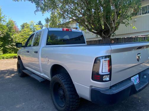 2018 RAM 1500 ST