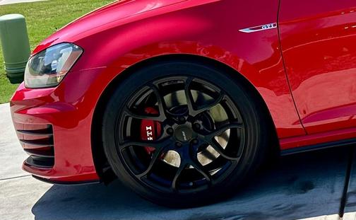 2017 Volkswagen Golf GTI SE 4-Door