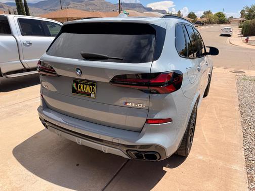 Gray 2024 BMW X5 M60i