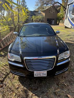 2013 Chrysler 300C Base