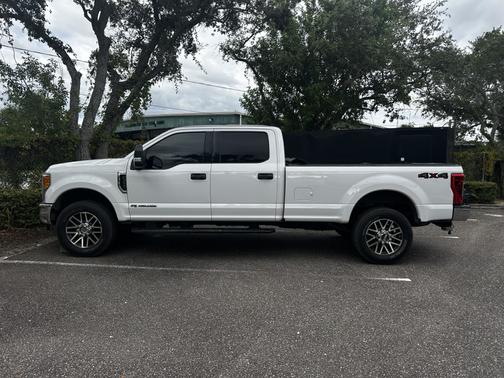 2017 Ford F-350 XLT