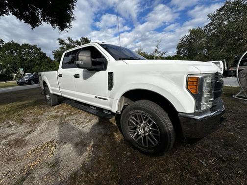 2017 Ford F-350 XLT