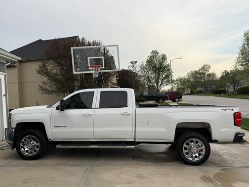 White 2016 Chevrolet Silverado 3500 LT
