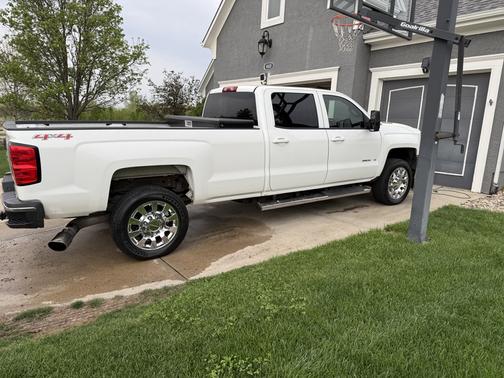 White 2016 Chevrolet Silverado 3500 LT