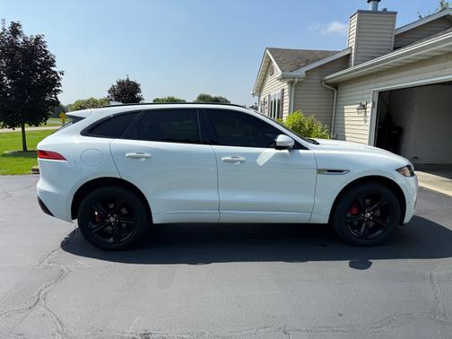 2018 Jaguar F-PACE S