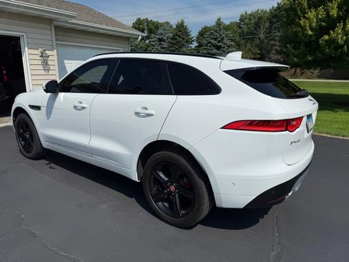 2018 Jaguar F-PACE S