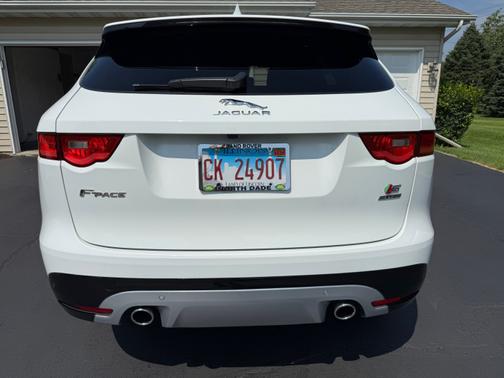 2018 Jaguar F-PACE S