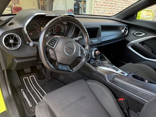 2021 Chevrolet Camaro LT1