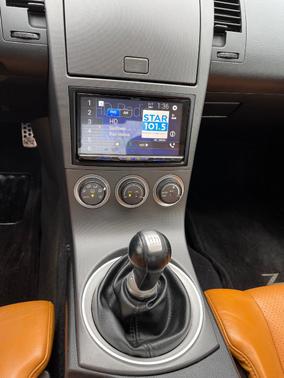 Orange 2003 Nissan 350Z Touring