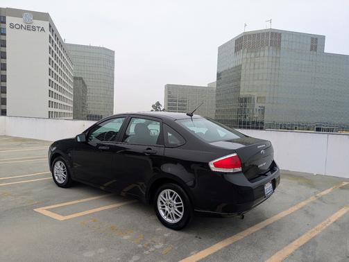 2010 Ford Focus SE