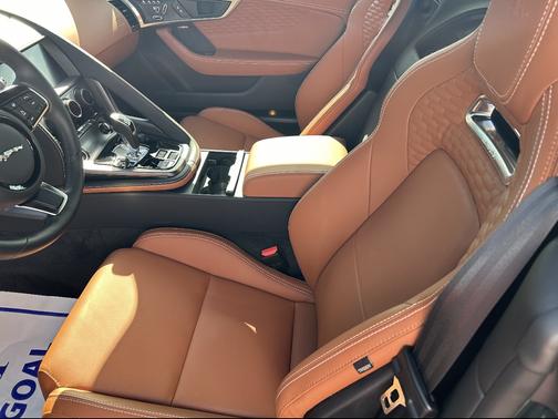 2021 Jaguar F-TYPE P300