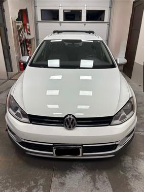2017 Volkswagen Golf Alltrack TSI S