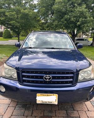 Blue 2003 Toyota Highlander Limited