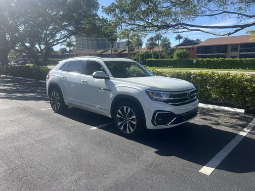 2023 Volkswagen Atlas Cross Sport 3.6L V6 SEL Premium R-Line